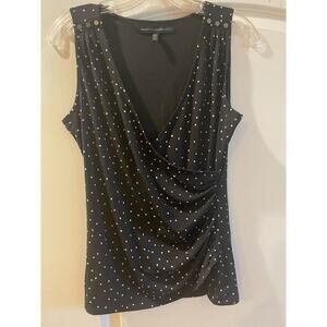 Top surplice blk -W& blk mktwhite polka dots no sleeve size S